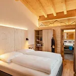 Alp Chalet *